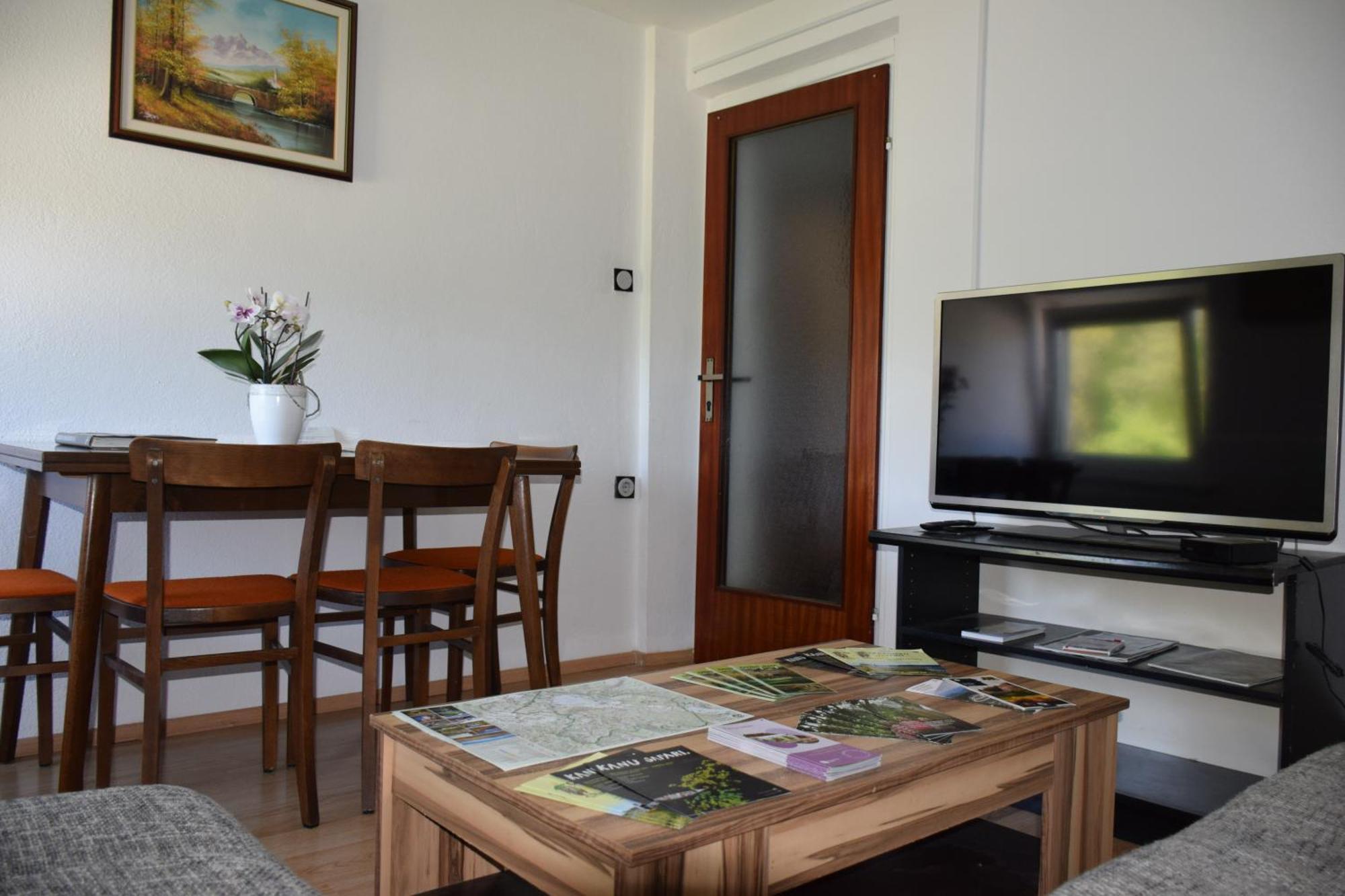 Apartma Narava Begunje pri Cerknici Quarto foto